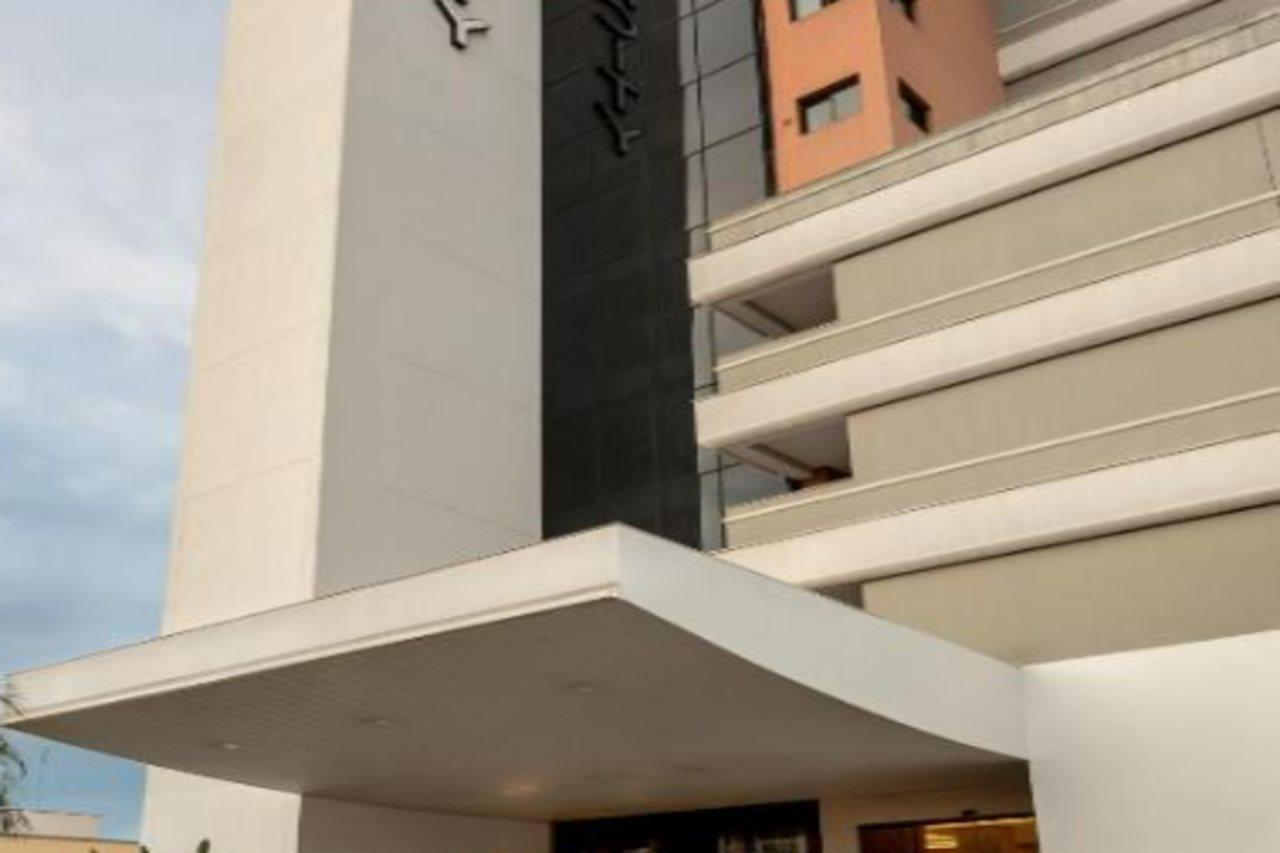 Hotel Intercity Cuiaba Exterior foto